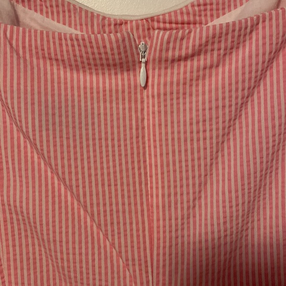 Vineyard Vines Seersucker Jumpsuit - Picture 11 of 11